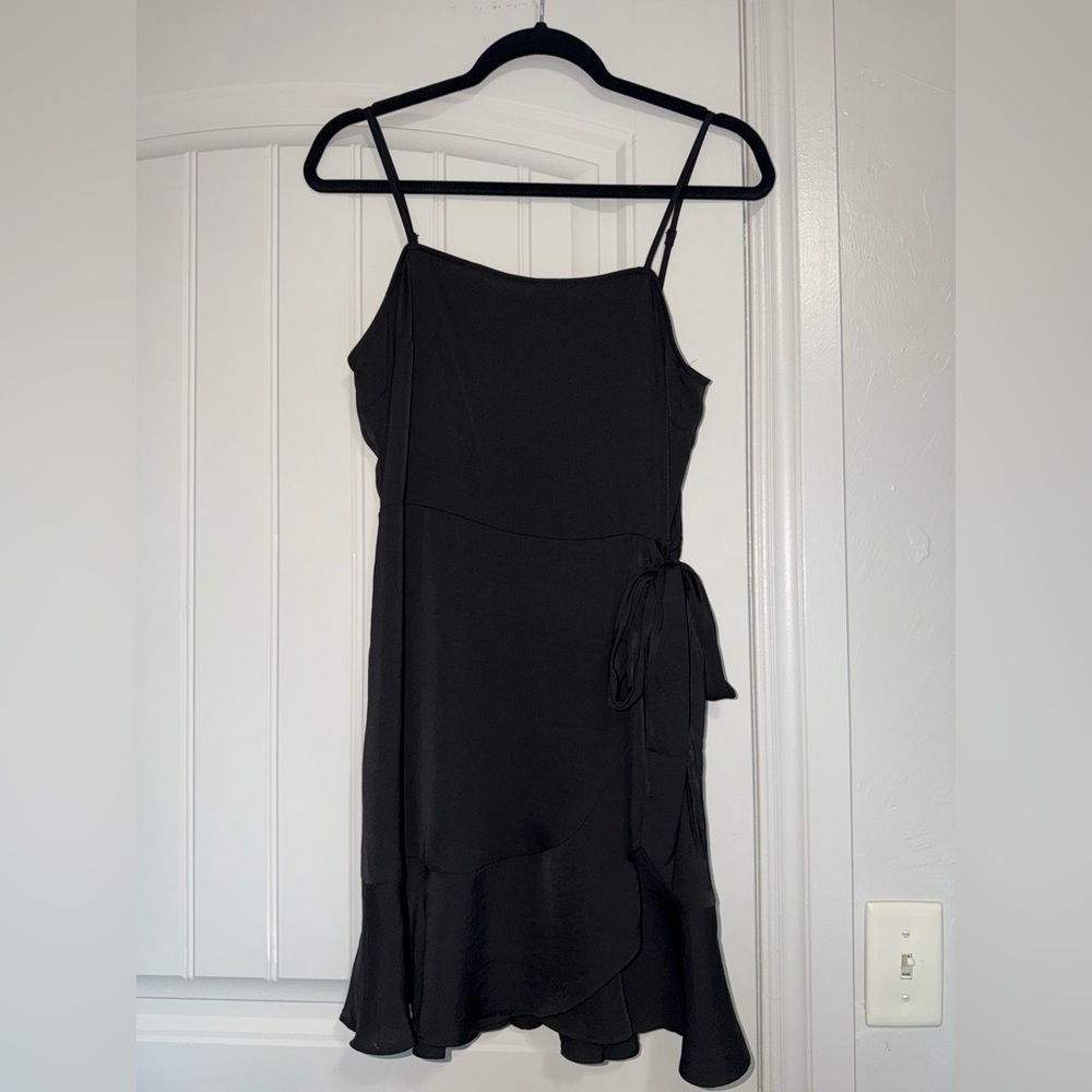 Express Elegant Black Shirred V-Neck Blouse